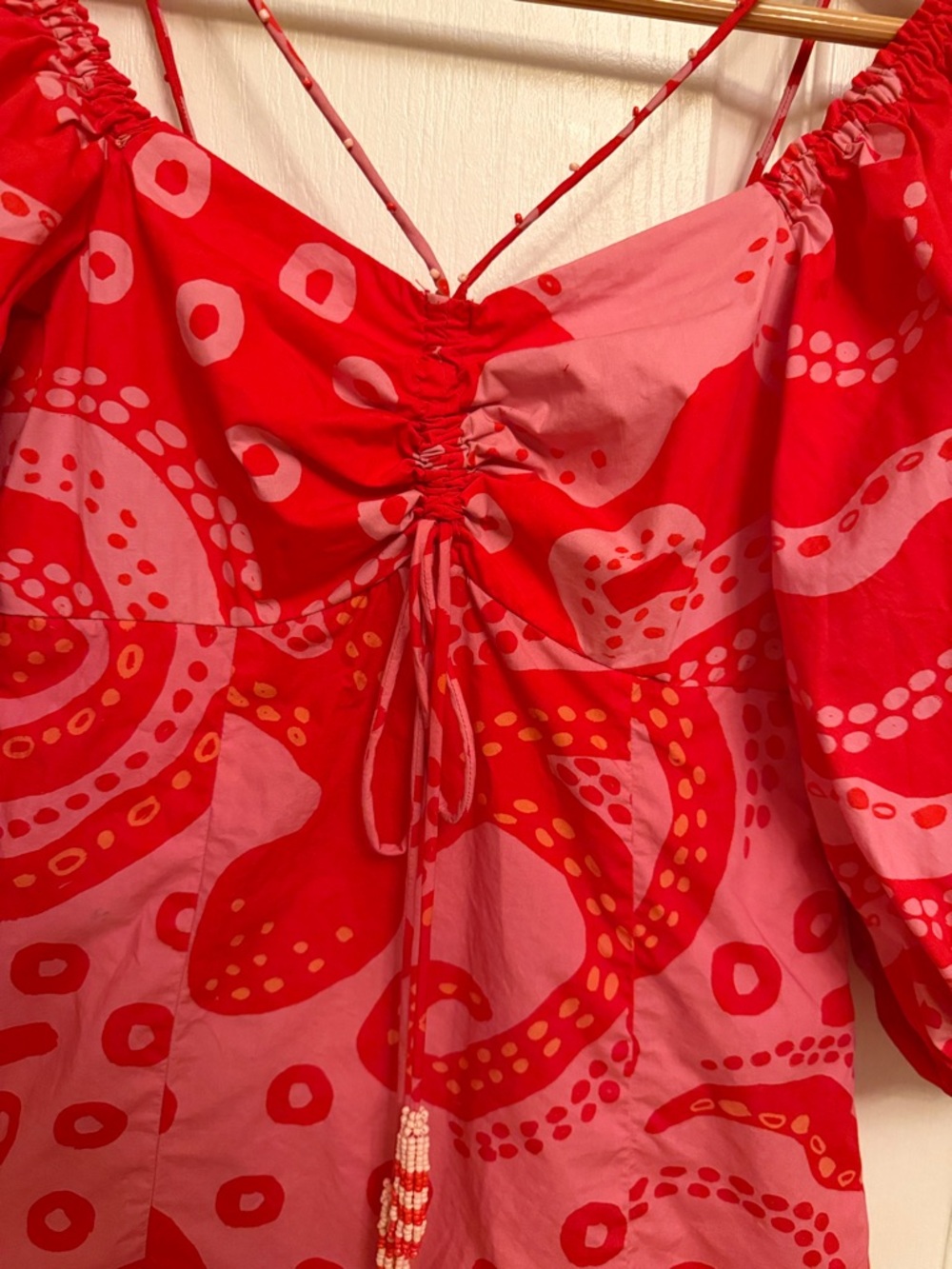 FARM Rio Octocool Puff Sleeve
Mini Dress - Picture 5 of 10